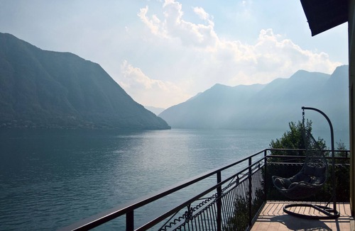 Sala Comacina Apartment | La Terrazza apartment with stunnig lake view, private car place nera comacina Is