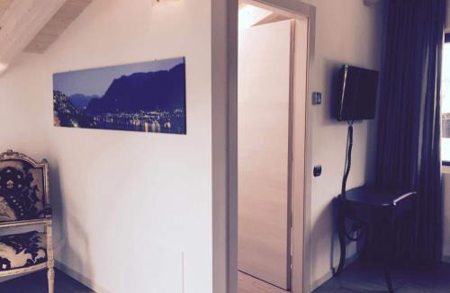 Capiago Intimiano Bed & Breakfast | La Villa Bianca Guest house