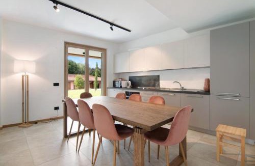 Colico Apartment | La villa del lago in giardino