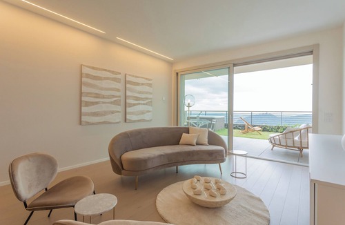 Como Apartment | La Vista Bonita - One Bedroom Apartment, Sleeps 2