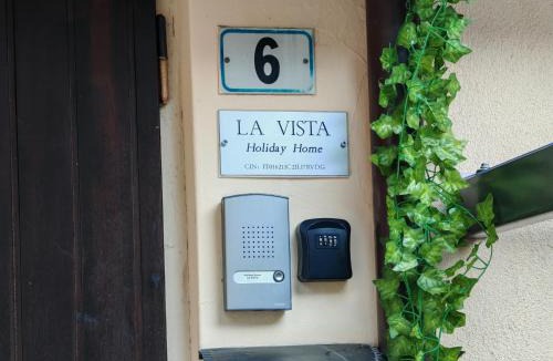 Tavernola House | La Vista