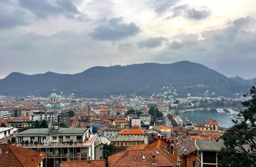 Como Apartment | Lake and city view apartment - Downtown Como