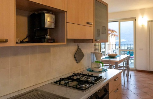 Vercana Apartment | Lake Como - Residence La Collina - Leccino