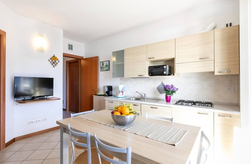 Vercana Apartment | Lake Como - Residence La Collina - Almond