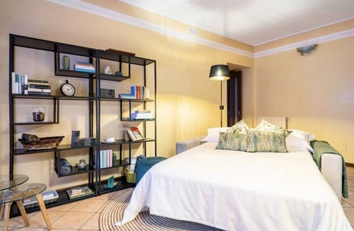 Pisogne Apartment | LAKE ISEO - Modern accommodation in the historic center