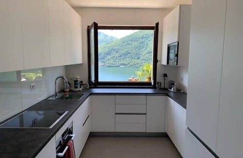 Cressogno Villa | Lake Lugano villa Sum