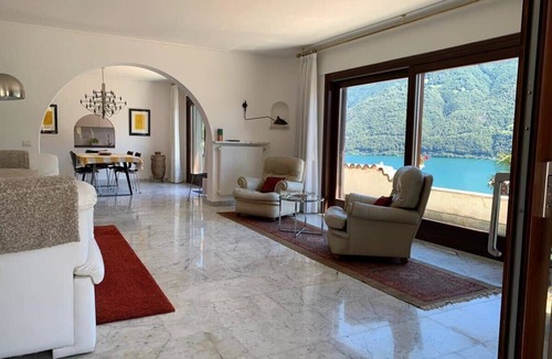 Cressogno Villa | Lake Lugano villa Sum