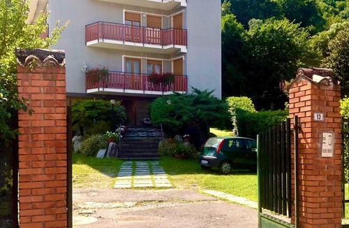 Vassena Apartment | Lake View Apartment Vassena