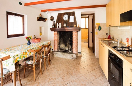 Idro Apartment | Lakeside Living with Adventure