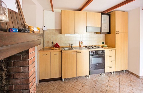 Idro Apartment | Lakeside Living with Adventure
