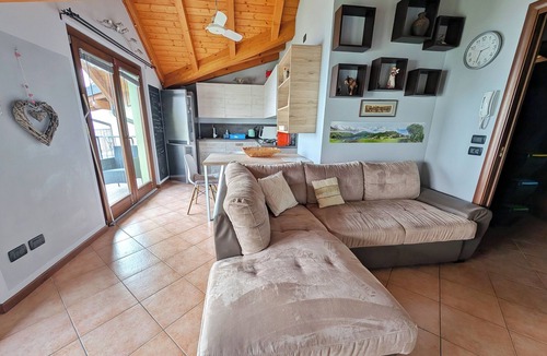 Zorzino Apartment | Lara's house with lake view