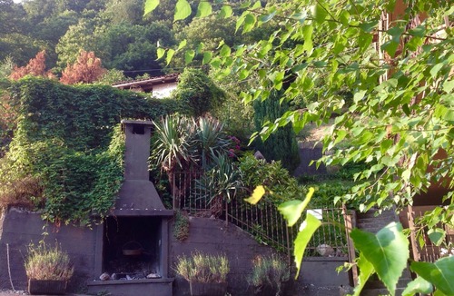 Pisogne House | Large and cozy dwelling surrounded by greenery, ideal for groups.
