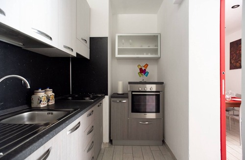 Maggiolina Apartment | Large apartment in villa, two bathrooms, private garden- central area of Milan