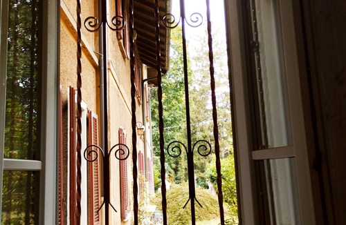 Capolago Apartment | Large apartment in villa with park in Varese - Lake, hospital, center 10' car