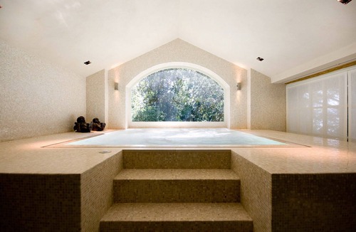Griante Villa | Large Lake Como Villa with 7 + Bedrooms