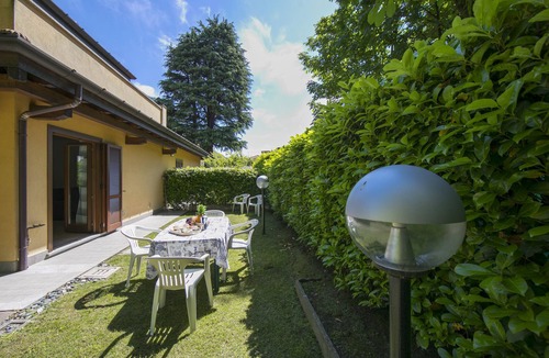 Laveno House | Le Betulle Garden in Laveno, Laveno Mombello, Italy