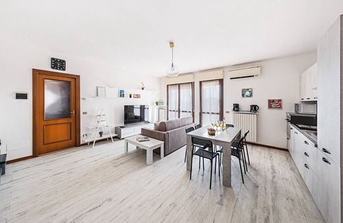 Lugana Apartment | Le Primule F6 con piscina by Wonderful Italy