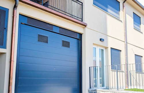 Naggio Apartment | Le Rondini C Apartment: lake-view balcony, Wi-Fi, AC and garage!