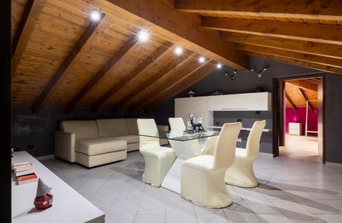 Sesto Calende Apartment | Leonardo Academy in 5' - Parcheggio Gratis - laghi & Wi-FI