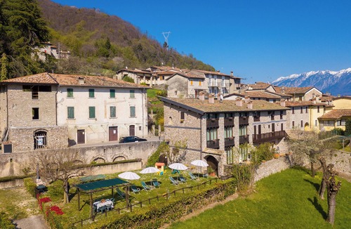 Liano-Formaga Apartment | Liano Rosa-view lake & parking, Gargnano, Italy