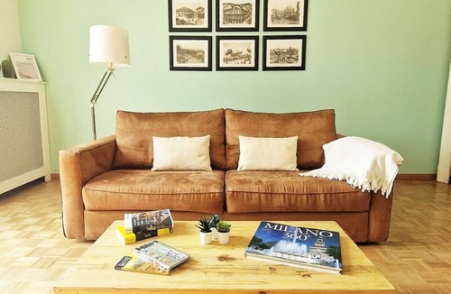 Milan Apartment | Little Broggi - 15mins walking from Central Station.