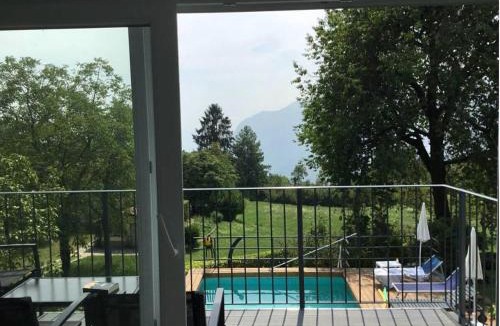 Esmate House | LITTLE PARADISE - ISEO LAKE