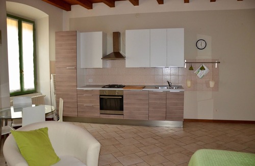 Vimercate Apartment | Living Room Old Town