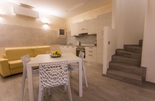 Lonato del Garda Apartment | LM House 01