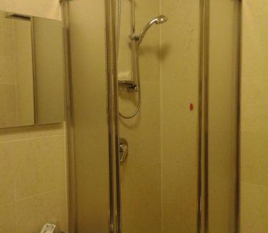 Clusane Hotel | Locanda del Lago Rosmunda