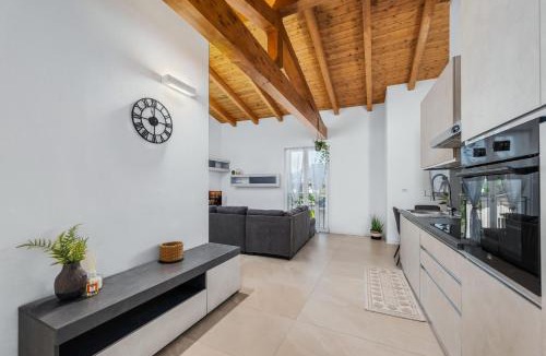 San Fermo della Battaglia Apartment | Loft spina verde lago di COMO