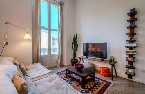 Navigli Apartment | Luminoso bilocale in zona Navigli, vicino metro M2