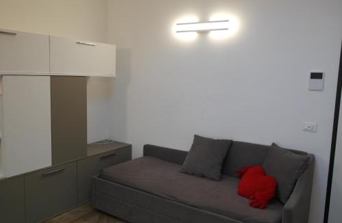 Morivione Apartment | Luminoso Bilocale zona Tibaldi Bocconi