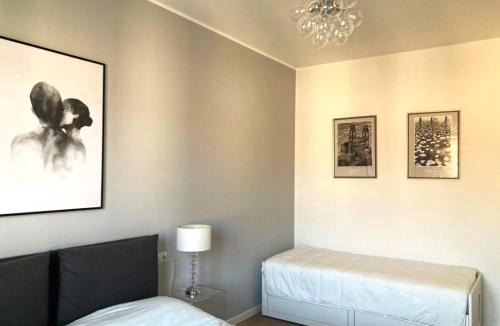 Lorenteggio Apartment | Lussuoso bilocale Metro Blu Piazza Frattini
