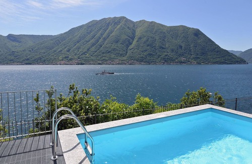 Sala Comacina Apartment | Luxury apartment with private pool in Sala Comacina for 2-4 people