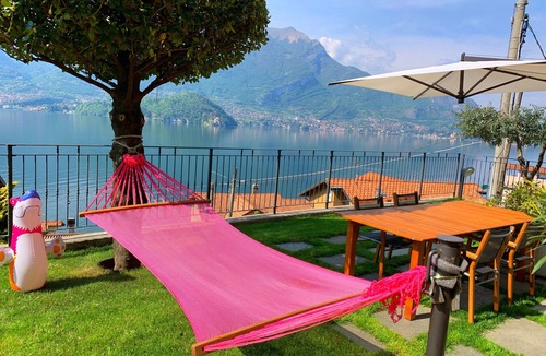 Lezzeno Apartment | LUXURY garden Apartment near BELLAGIO