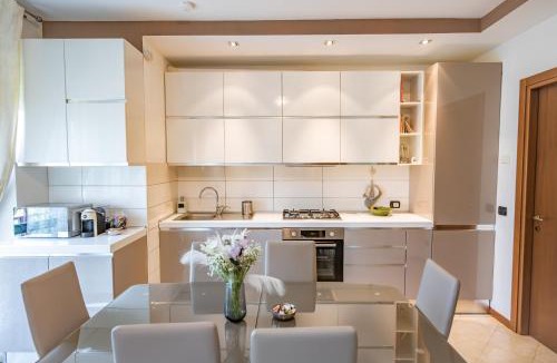 Trezzano sul Naviglio Apartment | Luxury House con WiFi and free parking