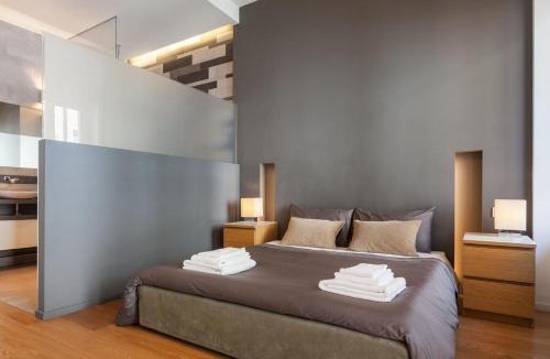 Borgonuovo Apartment | Luxury in the center of the city- 5 min to Duomo