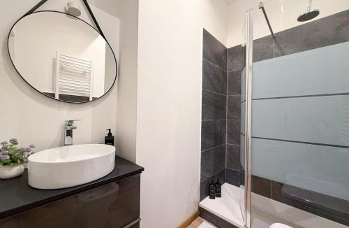 Porta Venezia Apartment | Luxury Penthouse - 5 min to Duomo 2