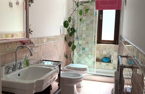Centro Direzionale Apartment | M.Gioia 32 - One Bedroom Apartment, Sleeps 2