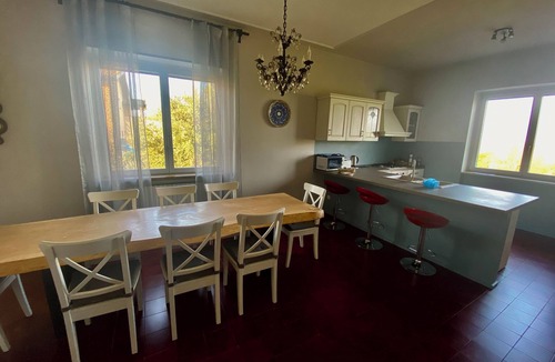 Castenedolo Villa | MAESTOSA VILLA A POCHI KM FROM GARDA LAKE WITH LARGE GARDEN AND 2 PORTICATES