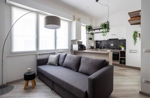 Villa San Giovanni Apartment | [MAISON LEBON 5 ★] Modern & elegant! Metro 1min