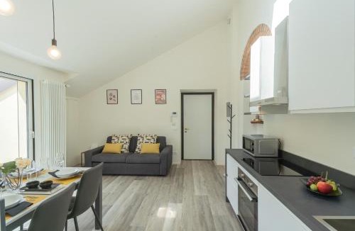 Como Apartment | ManaraQuattro - Apartment with free parking and view in Como, near the center - Lake Como
