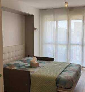 Vimodrone Apartment | MarteNik Apartment, vicino San Raffaele e Milano