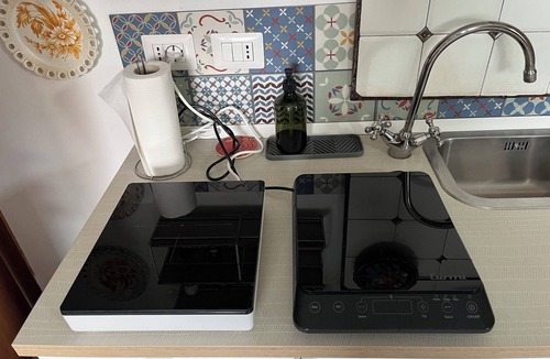 Merate Villa | Melo-Apartment in modern villa kitchenette terrace on the green097048-LNI00001