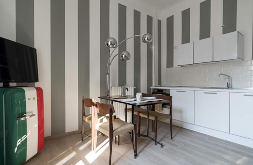 Zona Risorgimento Apartment | Mi-melz12b3 - Melzo 12 - 3B SUP Righe