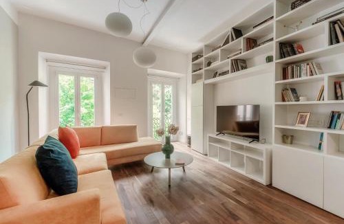 Como Apartment | Midnight Borgo - by MyHomeInComo
