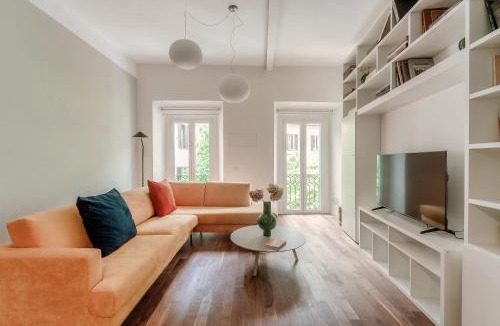 Como Apartment | Midnight Borgo - by MyHomeInComo