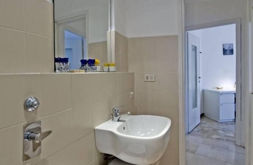 Chiesa Rossa Apartment | Milan: Apartment/flat - Milano