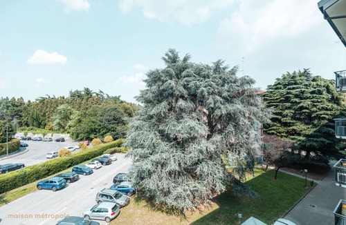 Gallaratese Apartment | Milan Bonola Apartment, free parking