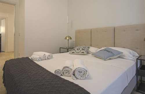 Porta Venezia Apartment | MILAN CHIC Luxury 3-Hosted by Sweetstay